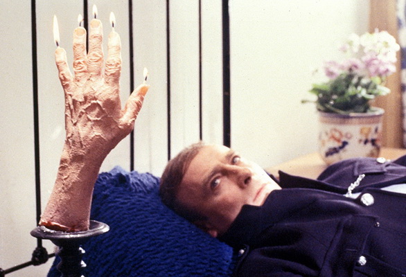 MV5BMjE2NjY4NDcxMV5BMl5BanBnXkFtZTgwMjA5MDg3NTE@._V1_SY1000_CR0,0,1465,1000_AL_